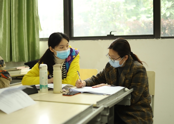 湖南大学23.jpg