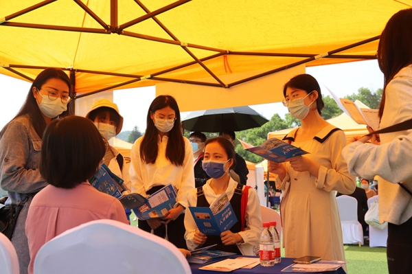jpg 湖南大学34.jpg