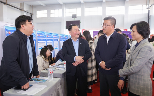 黑龙江工商学院3.jpg